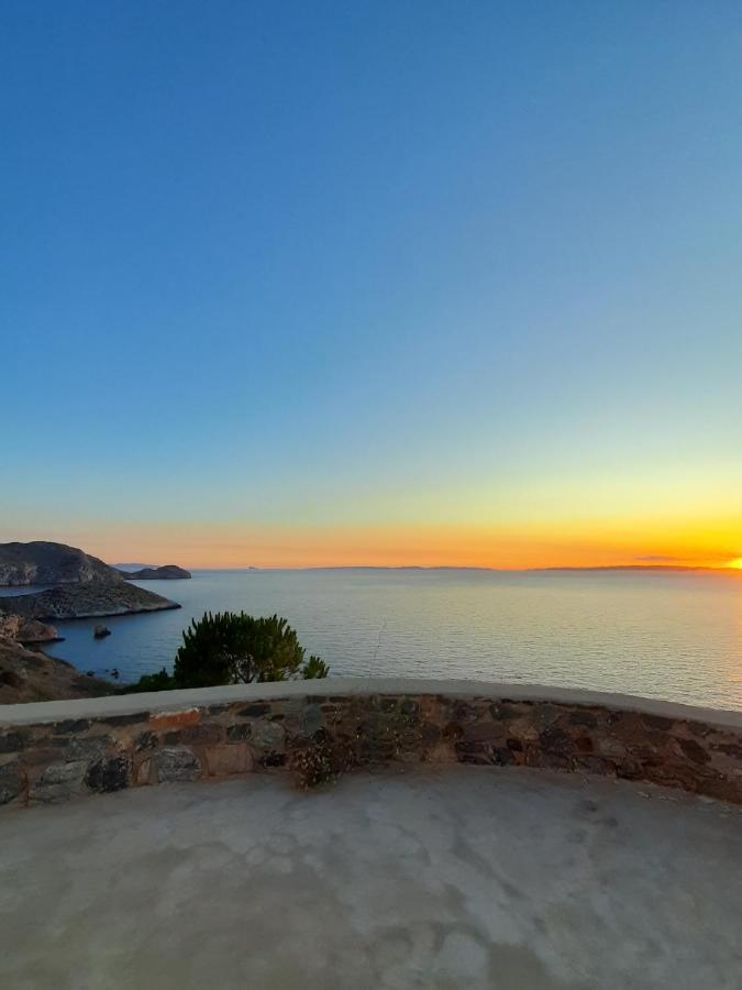 C & C _ Cycladic House With Endless Sea View Villa Ермополи Екстериор снимка